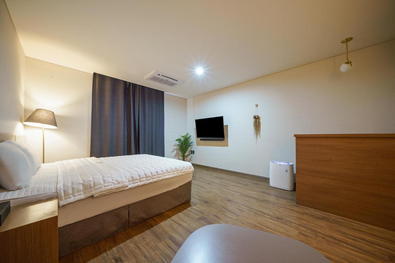 Mtm Family Hotel Gyeongju Ngoại thất bức ảnh